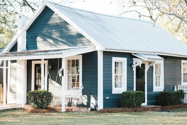 Our beautiful cottage awaits!