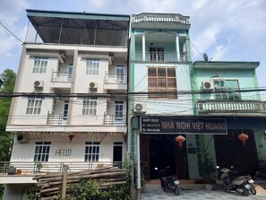 Fachada da propriedade