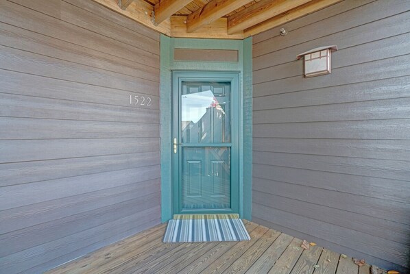 تفاصيل الفندق من الخارج