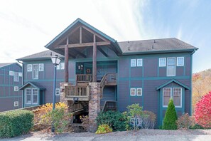 Exterior - Evergreens 1522- Mtn Condo, Gated Resort, Indoor/Outdoor Pools & Hot Tub (Boone)