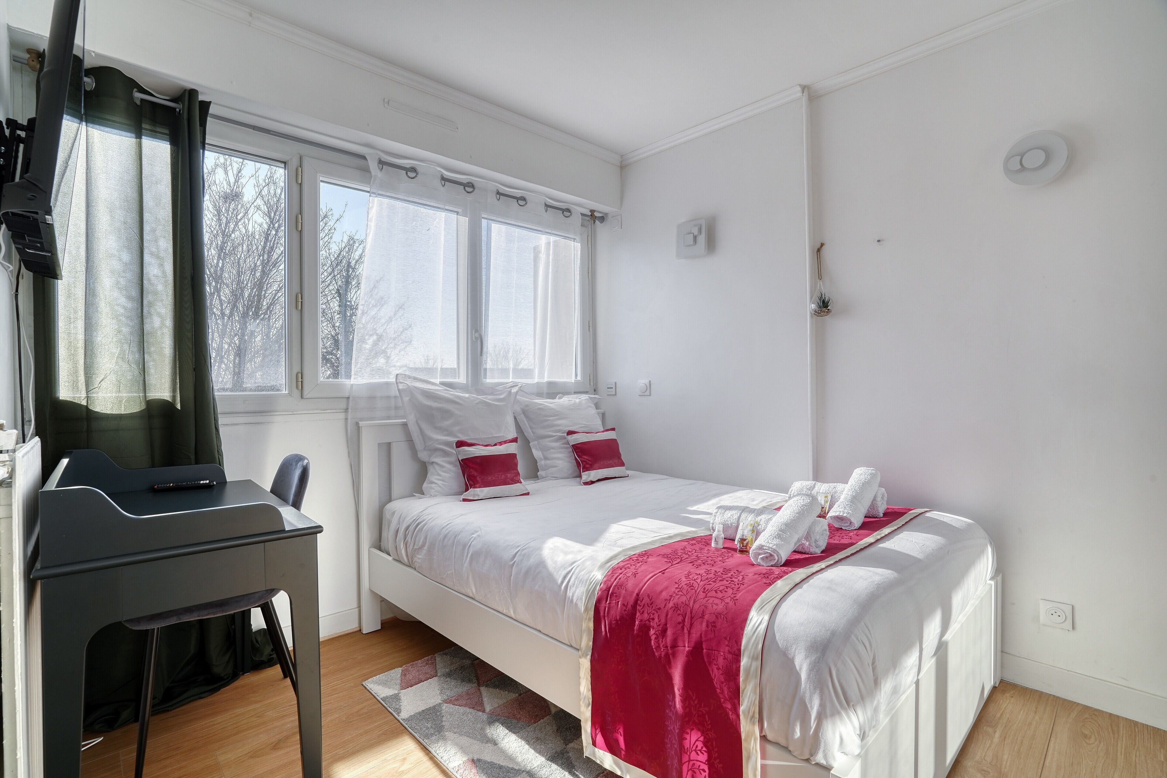 4 bedrooms