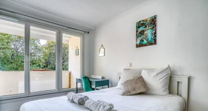 Standing-5 Bedrooms -Free Parking -10mn from PARIS
