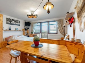 1 Schlafzimmer, Schreibtisch, Internetzugang