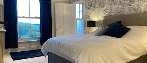 Deluxe Double Room | Desk, free WiFi