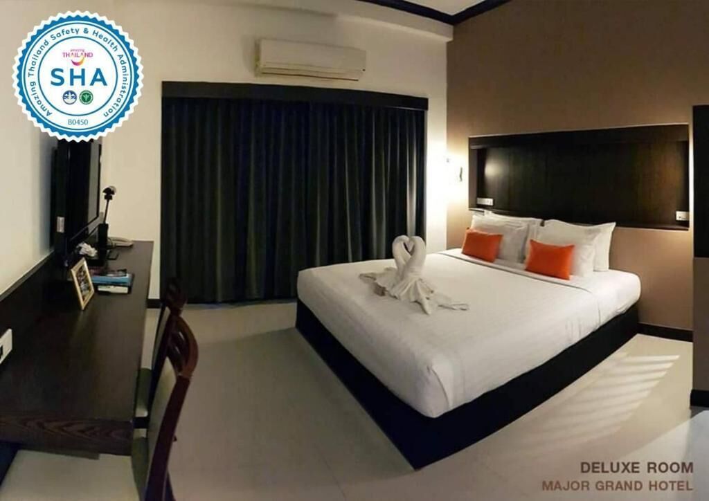 Escritorio, espacio para trabajar con un portátil, wifi gratis