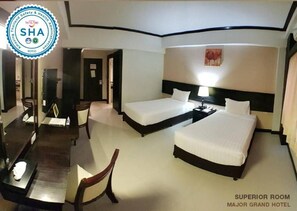 Desk, laptop workspace, free WiFi - Major Grand Hotel (Chum Phae)