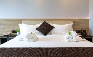 1 habitación, escritorio, wifi gratis y ropa de cama