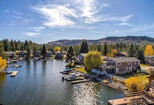 Waterfront Home on Double Lot - Boat Dock, Hot Tub and More!