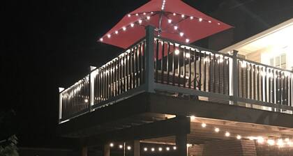 Beautiful house walking distance to wilmore dam! Surrounded by tons of trails!