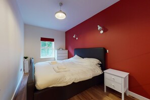 2 Schlafzimmer, Bügeleisen/Bügelbrett, WLAN, Bettwäsche