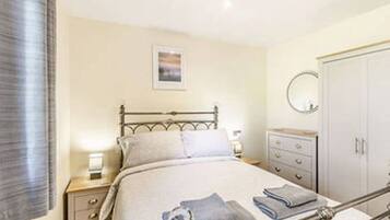 2 chambres, Wi-Fi gratuit, draps fournis