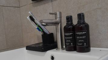 花灑/浴缸組合、坐浴桶