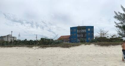 Alugo Apartamento em Frente a Praia de Saquarema Para 8 Pessoas