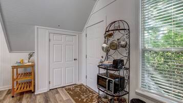 Apartment, 1 Bedroom | Interior