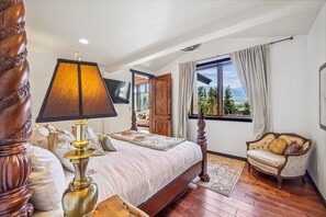 House, 5 Bedrooms | 5 bedrooms, free WiFi - Silver Circle Lodge 4 Bedroom Home by RedAwning (Breckenridge)