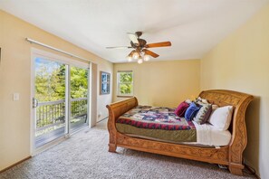 3 chambres, fer et planche à repasser, Wi-Fi gratuit, draps fournis