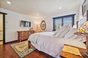 5 bedrooms, iron/ironing board, free WiFi, bed sheets