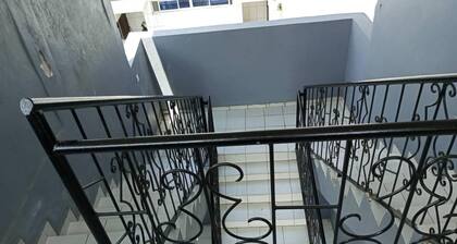 Remarkable 1 Bedroom Flat in Bonaberie Ancienne
