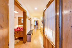 4 Schlafzimmer, kostenloses WLAN, Bettwäsche