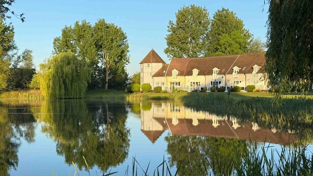 Exterior - Isis Lakes 99, Milford Lodge (P) - Lakeside Lodge, On-Site Activities, Sleeps 6 (South Cerney)