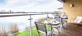 Clearwater 31, The Lakehouse