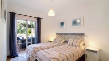 3 habitaciones, tabla de planchar con plancha y wifi gratis