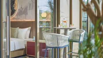 Quarto luxo, vista para o jardim | Vista para o pátio