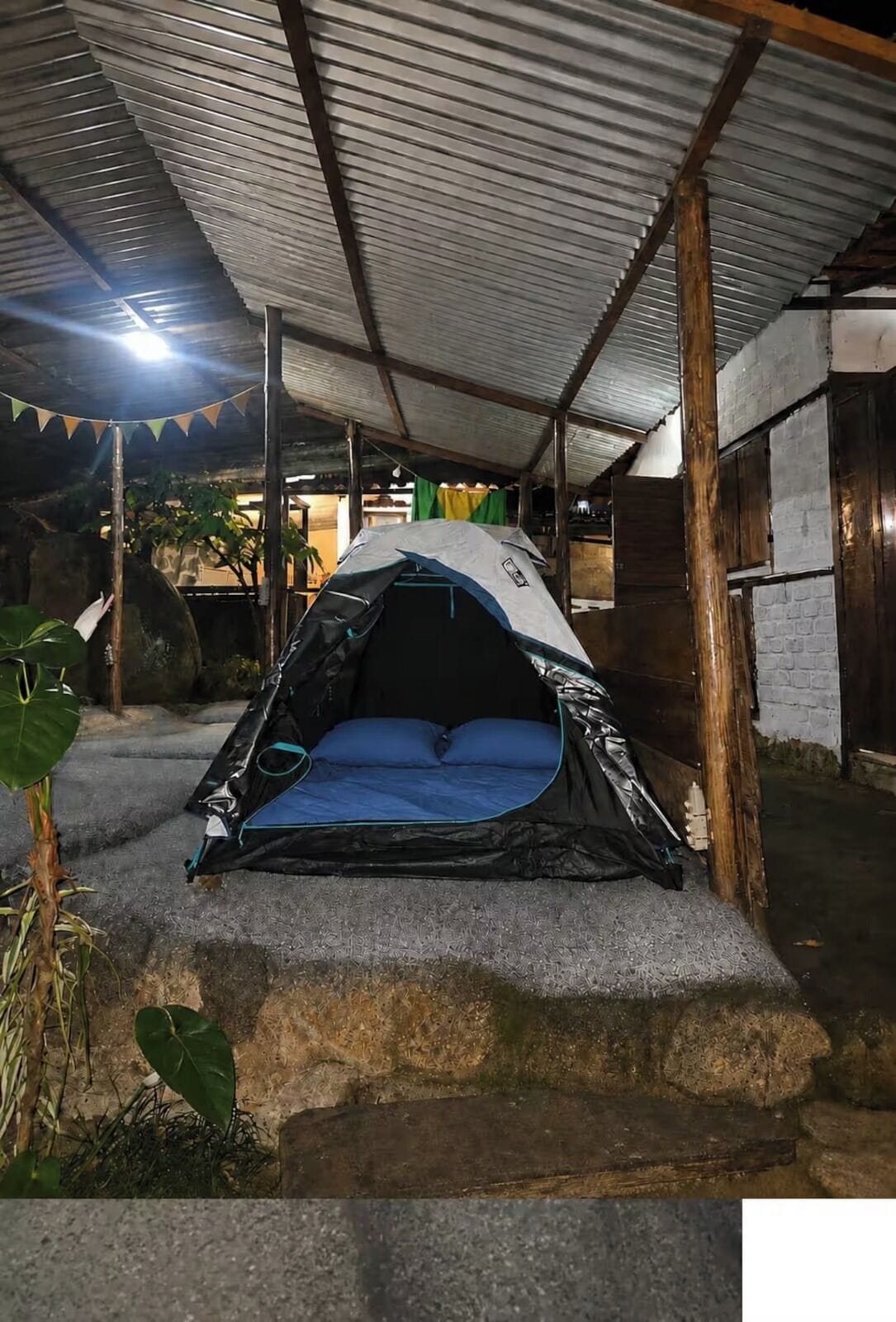 Tenda Economy | Wi-Fi gratuito, lenzuola