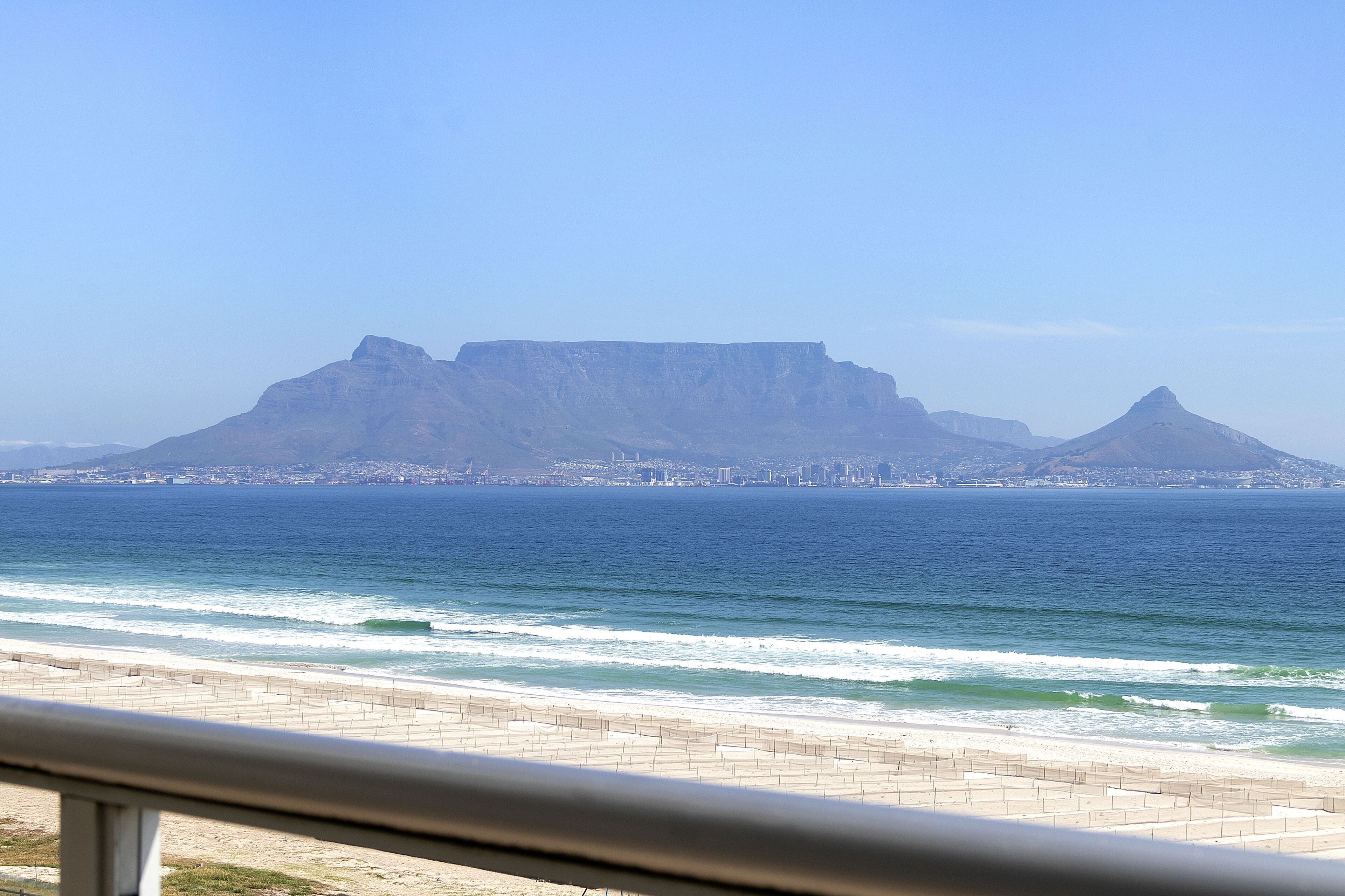 Apartment (2 Bedrooms) | Front of property