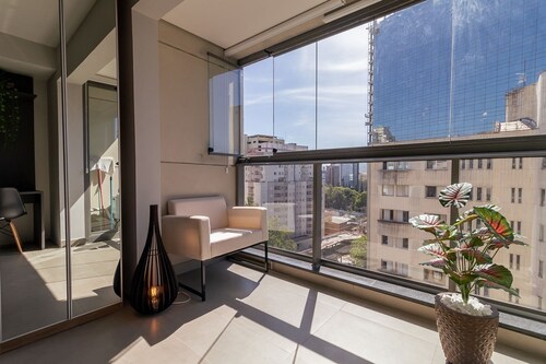 comfortable studio at bela cintra | 200mbps | pool