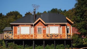 Superior Cabin, 1 Bedroom | Premium bedding, Select Comfort beds, in-room safe, blackout drapes