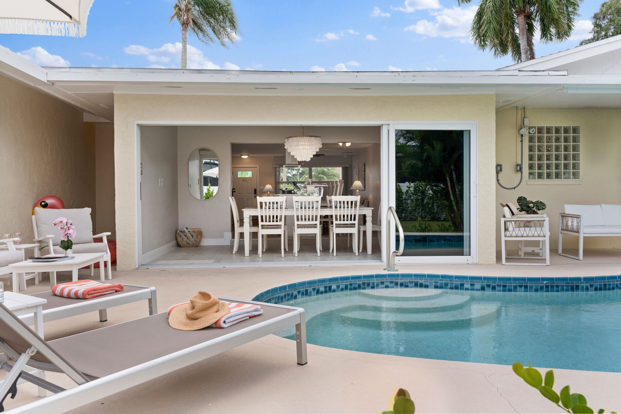 屋外プール、温水プール