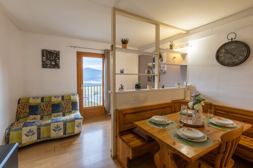Le Solaire - Studio Apartment, Sleeps 2