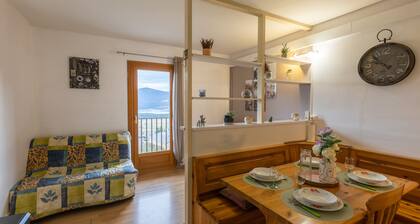 Le Solaire - Studio Apartment, Sleeps 2