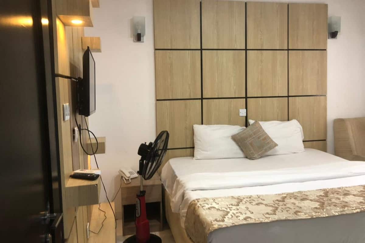 套房 | 免费 WiFi、床单