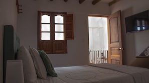 Habitación Deluxe, 1 cama doble, en la zona del jardín | Zona de estar | Suelo radiante