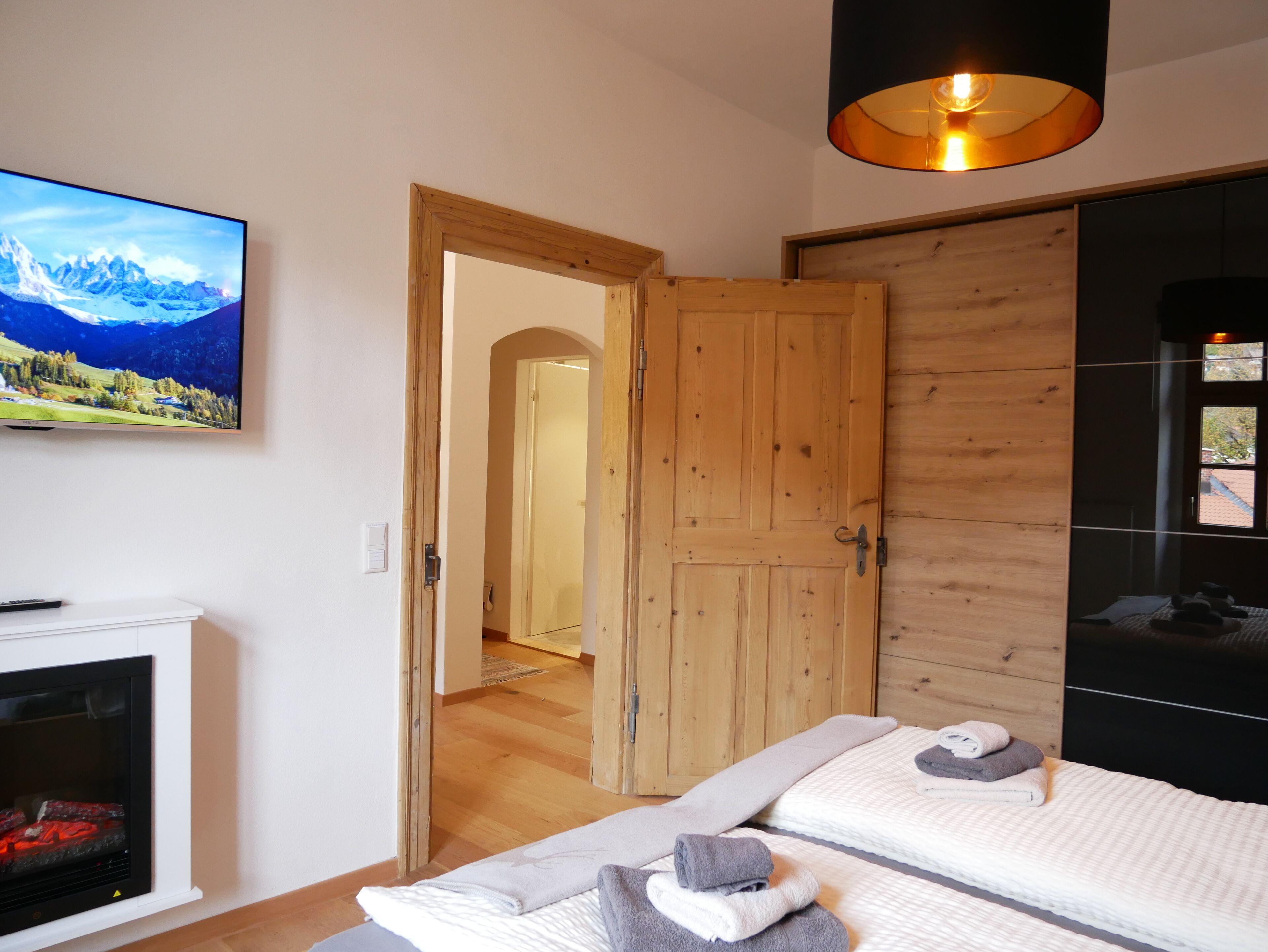 1 chambre, lit parapluie, Wi-Fi gratuit, draps fournis