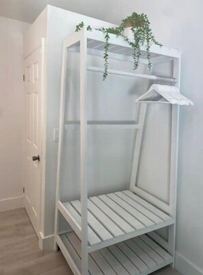 Interior - Coco Cottage - 1BD, 3 min drive to Albany / Lyford (Nassau)