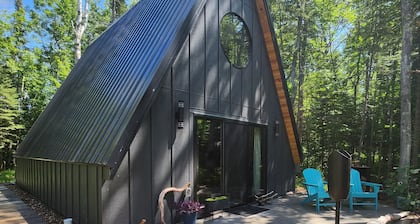 The Acorn of Little Sand Bay
Secluded, Wooded, and Dog Friendly!
