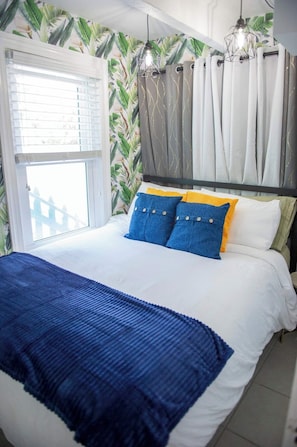 1 dormitorio, tabla de planchar con plancha, cuna de viaje y wifi gratis