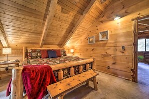 1 bedroom, Internet, bed sheets - Stunning Creekside Cosby Cabin w/ Deck + Fire Pit! (Cosby)