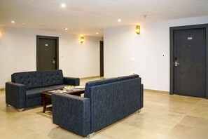 Lobby - Comfort Inn Udaipur (Udaipur)