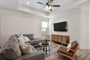 تلفزيون ذكي