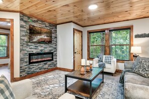 Smart TV, fireplace, video games, books