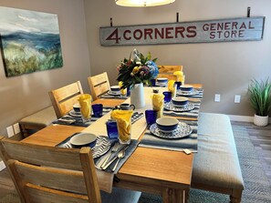 Dining - Thisgood Cove with Sea Views, Roof Deck,  Beach,  And So Much More (Kennebunkport)