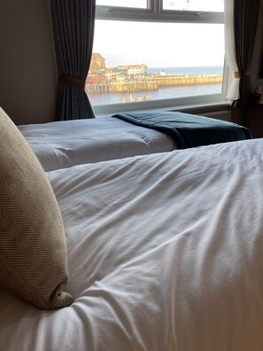 Familien-Vierbettzimmer | Ausblick vom Zimmer