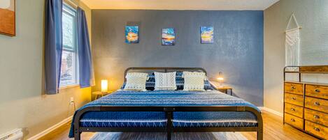 3 sovrum, skrivbord, strykjärn/strykbräda och gratis wi-fi