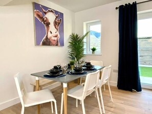 Dining - Brand NEW 2 bedroom house - garden & parking +wifi (Poole)