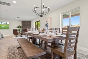 Dining - Backyard Paradise w/ Hot Tub & Heated Pool ! (Scottsdale)