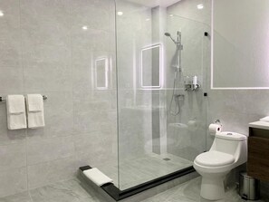 Een douche, een haardroger